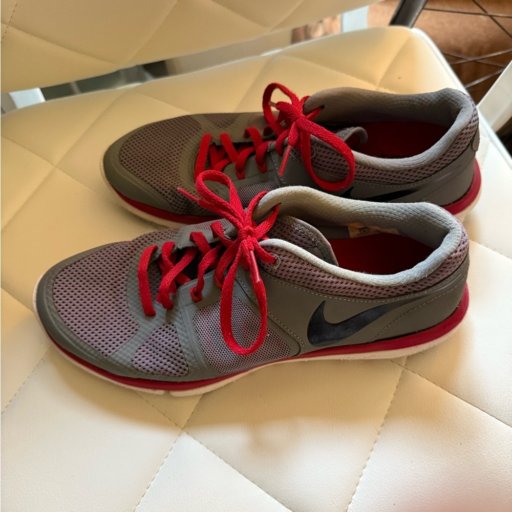 Nike Gray and Red Athletic Shoes with Cushioned Sole